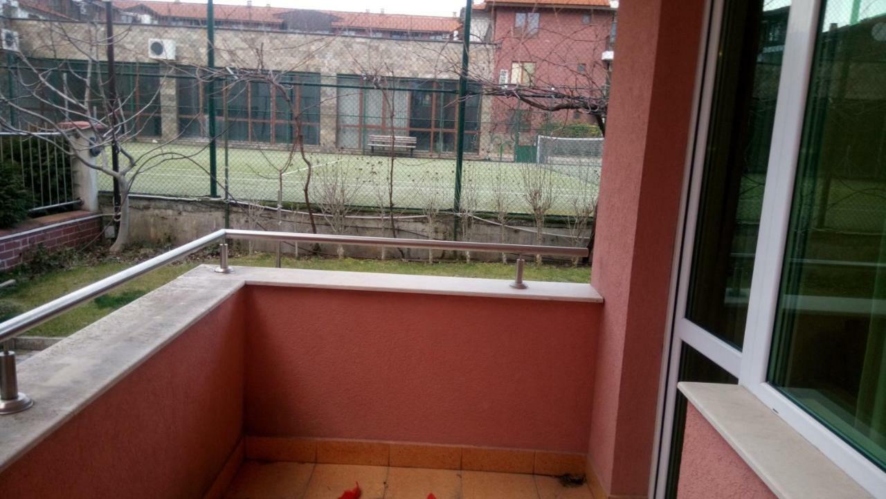 Apartment In Complex Tara Ravda Exterior foto
